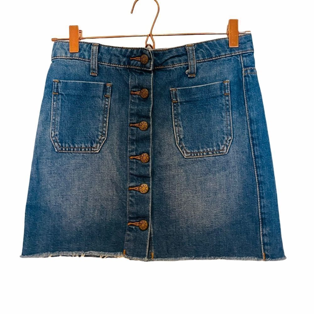 EUC Urban Outfitters BDG Button Down Denim Mini Skirt XS